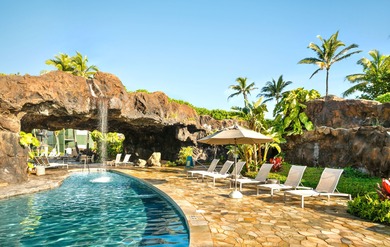 Oceanfront Hawaiian Retreat | Exceptional 14.62% CAP Rate Escape