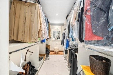 LOCATION, LOCATION, LOCATION!! NEW MODERN 3 BED/3 BATH LUXURY