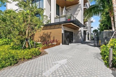 LOCATION, LOCATION, LOCATION!! NEW MODERN 3 BED/3 BATH LUXURY