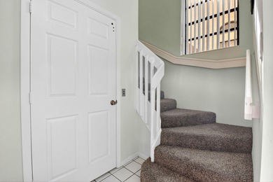 PERFECTION in Platina! Fantastic second floor 3/2 top floor unit