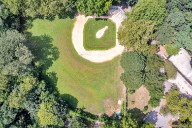 Prime location for commuting on the Metro North. Welcome to Unit