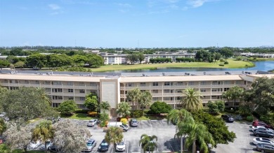 Price Reduced, Owner motivated! Beautiful Renovated 2/2 unit on