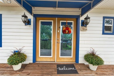 One or more photo(s) has been virtually staged. Experience