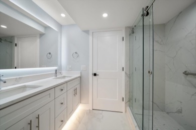 CORNER PENTHOUSE WITH AMAZING  BAY  & GULF VIEWS!!! This new