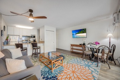 Beautifully remodeled 1-bedroom condo at Kona Reef, perfectly