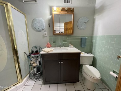 Bring all reasonable offers! Nestled in the perfect spot of Cory