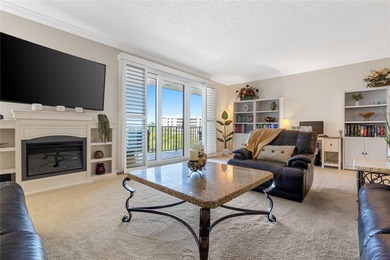 Beautifully Updated 2 Bedroom / 2 Bath Condo in Prestigious