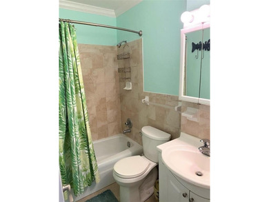 * READY FOR IMMEDIATE OCCUPANCY *  UPDATED LARGE 1/1 LOCATED ON