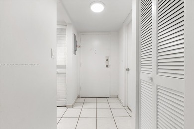 Reduced for quick sale !!!! Welcome to Westchester Point , very