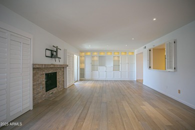 Owner Wants Sold! Bring us an offer. 1709 SF SPLIT FLOOR PLAN -