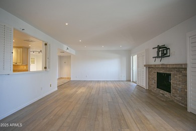 Owner Wants Sold! Bring us an offer. 1709 SF SPLIT FLOOR PLAN -