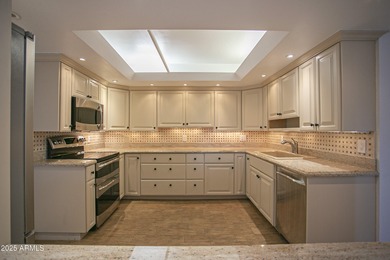 Owner Wants Sold! Bring us an offer. 1709 SF SPLIT FLOOR PLAN -