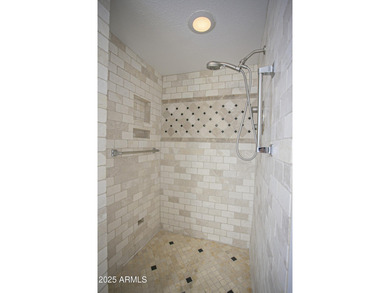 Owner Wants Sold! Bring us an offer. 1709 SF SPLIT FLOOR PLAN -