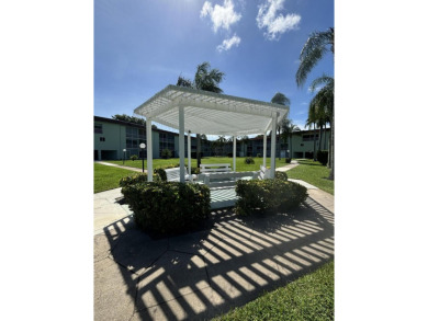 Serene 55+ community of Regal Palms! This third-floor unit