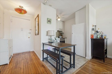 Catch the best of beachside living of Long Beach at the Lido