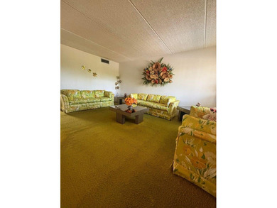 Located in the well-maintained 55+ Regal Palms Community with