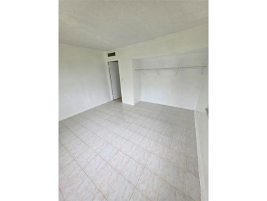 Spacious 3BR/2BA Condo with Garden Views. Vacant & Easy to Show