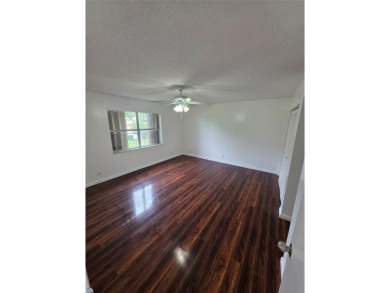 Spacious 3BR/2BA Condo with Garden Views. Vacant & Easy to Show
