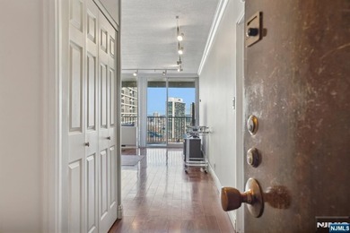 Stunning 1-Bedroom Co-op with Hudson River & GWB Views Welcome