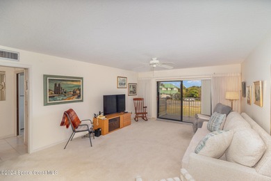 Welcome to Paradise.Experience the quintessential beachside