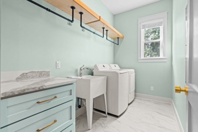 This 5 bedroom, 4 bathroom coastal home by Ben Wortman