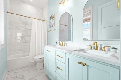 This 5 bedroom, 4 bathroom coastal home by Ben Wortman