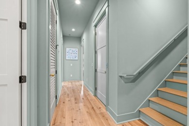 This 5 bedroom, 4 bathroom coastal home by Ben Wortman