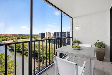 One or more photo(s) has been virtually staged. Step inside this