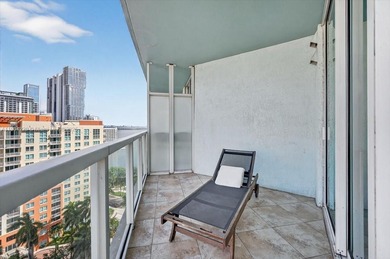 Motivated seller - best-priced 2BD/2.5BA in the building.
