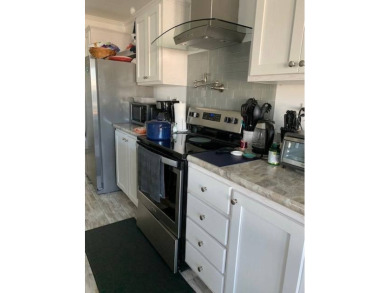 HARDLY LIVED IN IMMACULATE HOME - JUST REDUCED!    WHY SETTLE