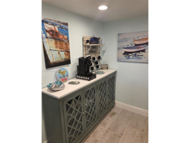 PARADISE! GORGEOUS FIRST FLOOR 2/2 RENOVATED BEACH HOUSE CONDO