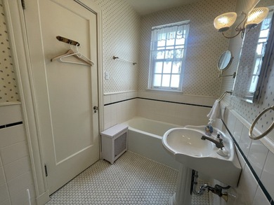 Estate Sale Opportunity - Spacious 3BR Condo by the Lake!