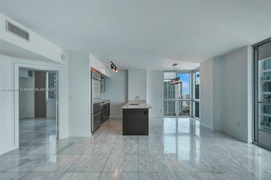 Beautiful and ready  to move 2/2 apartment located in Brickell