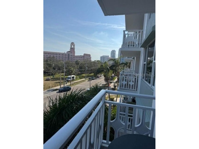 Nestled just two blocks from the lively heart of downtown St