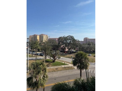 Nestled just two blocks from the lively heart of downtown St