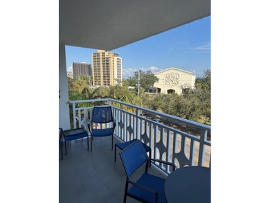 Nestled just two blocks from the lively heart of downtown St