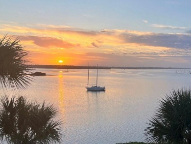 Unwind with SPECTACULAR VIEWS of Lemon Bay and the Intracoastal