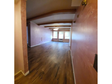 Walkable to both Downtown Oak Park and Downtown Forest Park