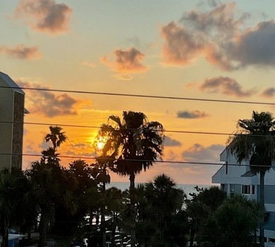 Live Where Others Vacation -- The Beach Is Calling You!

