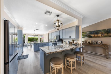 Classic La Quinta large SALTWATER PEBBLE TECH POOL/SPA HOME