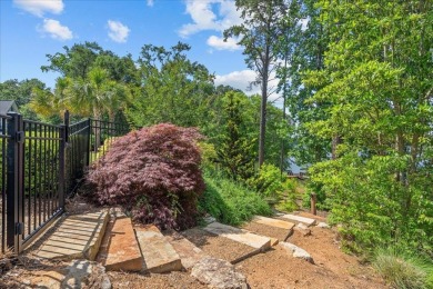 Waterfront home on Lake Blalock! Vacation year-round right at