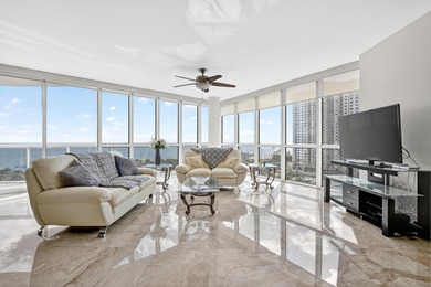 Ocean Luxury: Spectacular 270 degree ocean views, rare high