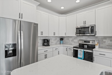 Welcome to ''Just Peachy'' - your next Oak Island getaway