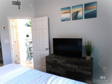 *FUR BABIES* WELCOME!! Up to 2 dogs allowed for owners, no