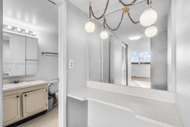 Welcome to Keystone Harbor Club! Spacious 1-bedroom, 1-bath