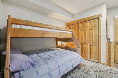 Ski-Inspired Living: Modern 2-Bed Retreat with Resort Views and