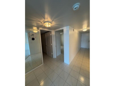 Super nice, clean 2/2 condo on the 10th floor with a spectacular