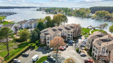 This stunning waterfront condo on Lake Norman offers