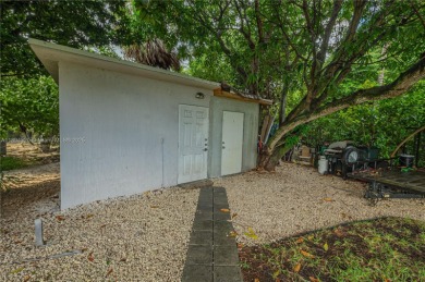 Beautifully updated home centrally located in North Miami with