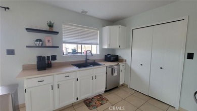 Nice Desert Home Near Big River Community Park with River Access